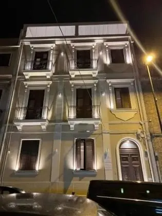 Elite Accommodations & Hydromassage Pool - Dış Mekan