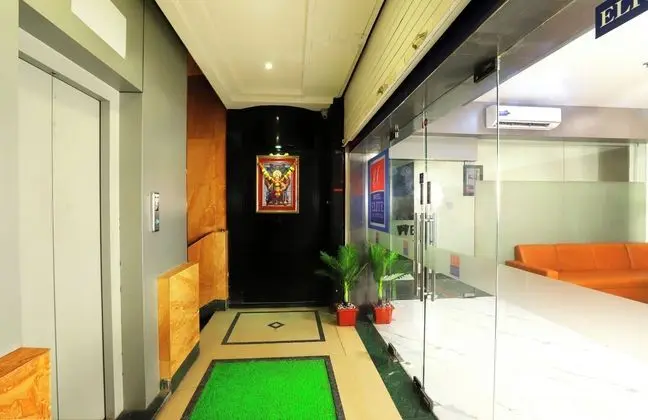 Hotel Elite Continental - Airport Road Andheri - Dış Mekan