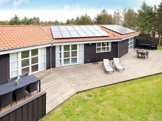 Elite Holiday Home in Lokken Jutland With Swimming Pool