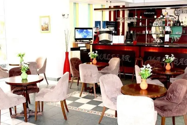 Elizeu Hotel - İç Mekan