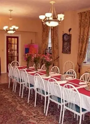 Elkhorn Inn & Theatre - Yerinde Yemek