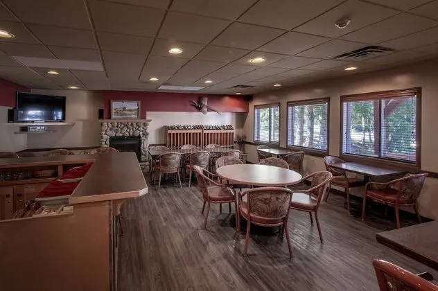 Elkwater Lake Lodge - Yerinde Yemek