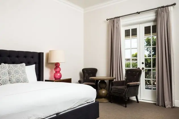Hotel Ella