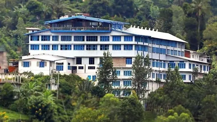 Ella Grand Peak Hotel