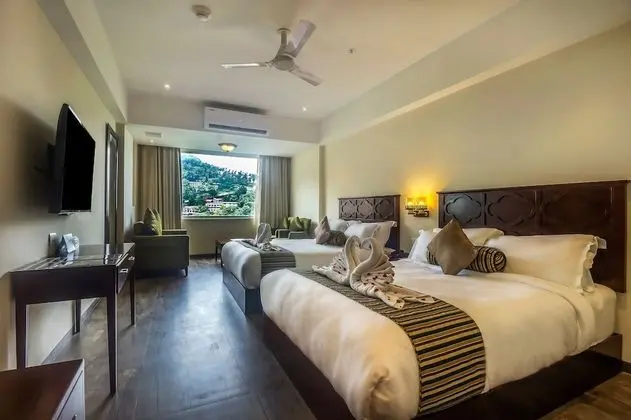 EllBee Mussoorie Hills - Öne Çıkan Resim