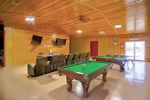 Ellipse Global Lodge - Lobi