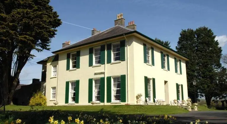 Elm Grove Country House
