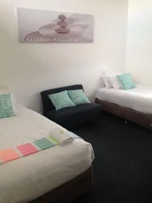 Elmore Victoria Hotel Motel - Oda