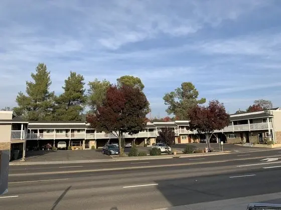 Elmwood Motel - Dış Mekan