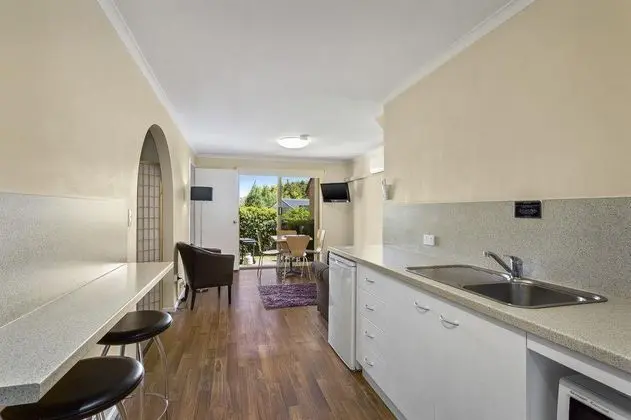 Elphin Villas - Genel