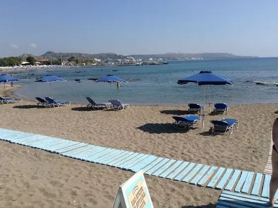 Elpida Beach Studios - Plaj
