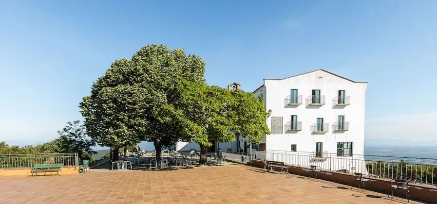 Els Angels Hotel & Restaurant Girona - Dış Mekan