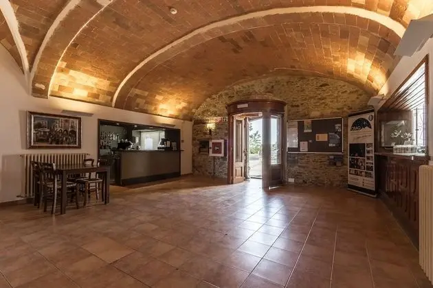 Els Angels Hotel & Restaurant Girona - Lobi