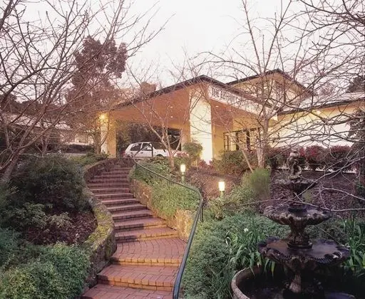 Eltham Gateway Hotel