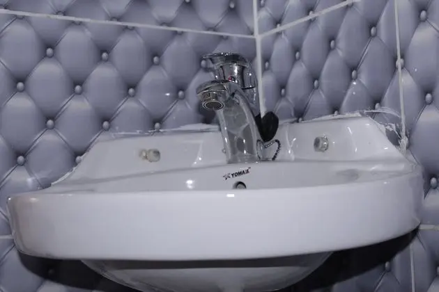 Elu Hotel Chambre Deluxe - Bonamoussadi - Banyo Tipleri