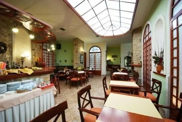 Hotel Elvetia - Yerinde Yemek