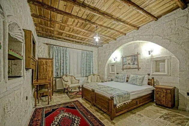 Elysée Cave House