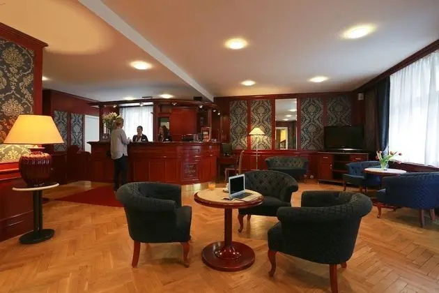 Hotel Elysee - Lobi