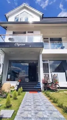 Elysian Homestay - Hostel