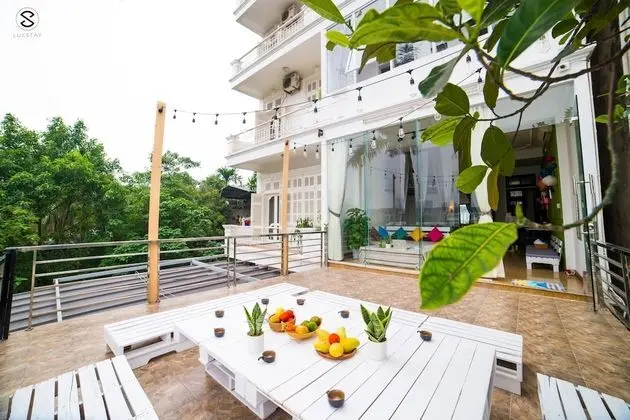 Em Am Homestay - West Lake