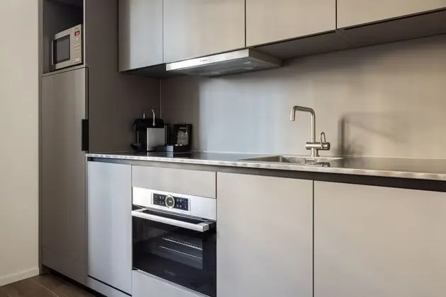 EMA House Serviced Apartments Unterstrass - Mutfak