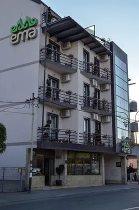 Hotel Ema