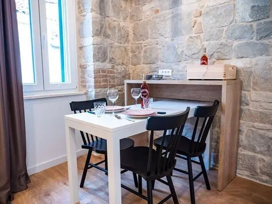 Emarconi history&luxury in Split center - Yerinde Yemek