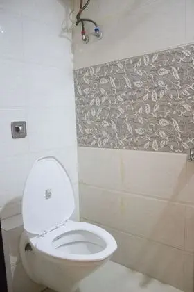 Hotel Embassy Grand - Banyo Tipleri