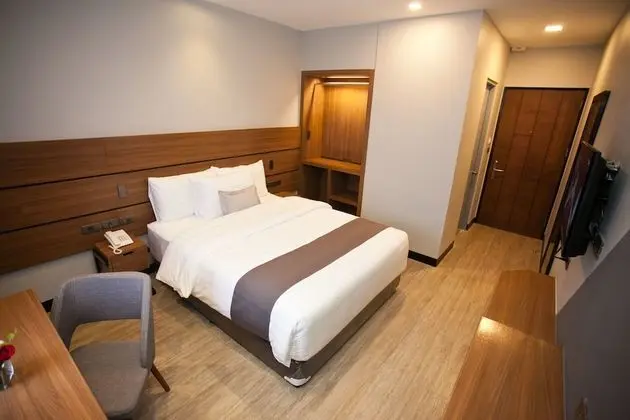 Embassy Hotel - Oda