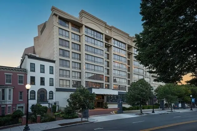 Embassy Row Hotel - Dış Mekan