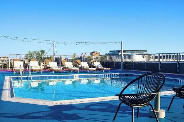 Embassy Row Hotel - Havuz