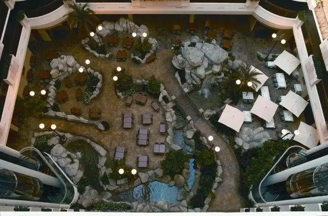Embassy Suites Anaheim - South