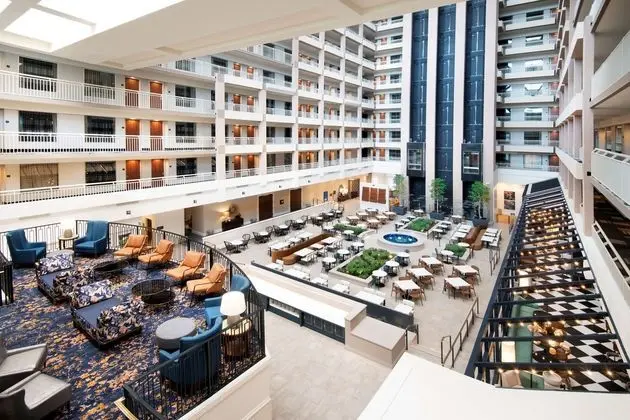 Embassy Suites Atlanta Buckhead - Dış Mekan