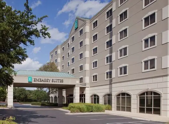 Embassy Suites Austin - Arboretum - Dış Mekan