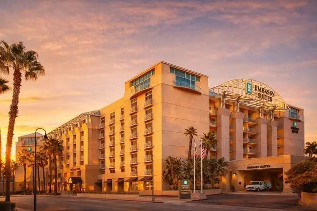 Embassy Suites Brea - North Orange County - Dış Mekan