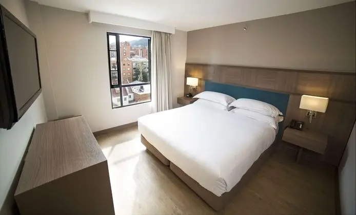 Embassy Suites by Hilton Bogotá Rosales - Oda