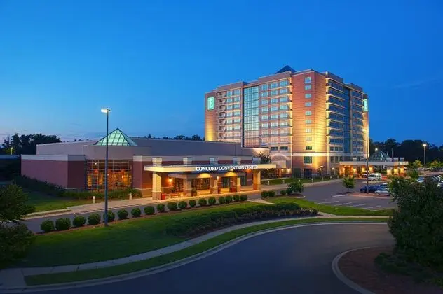Embassy Suites Charlotte - Concord/Golf Resort - Dış Mekan