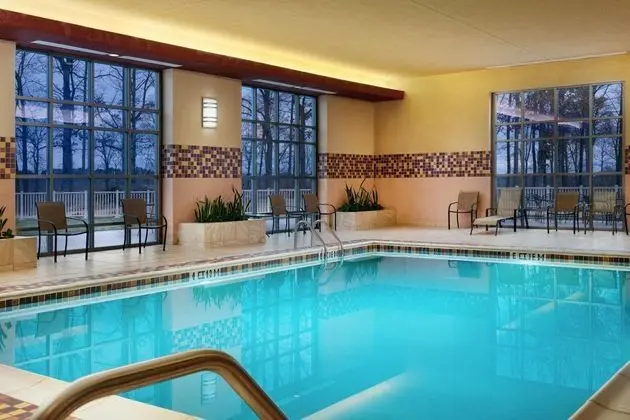 Embassy Suites Charlotte - Concord/Golf Resort - Havuz