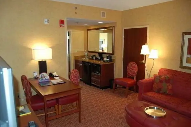 Embassy Suites Charlotte - Concord/Golf Resort - Oda