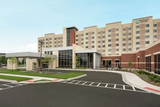 Embassy Suites Chicago-Naperville, IL - Dış Mekan