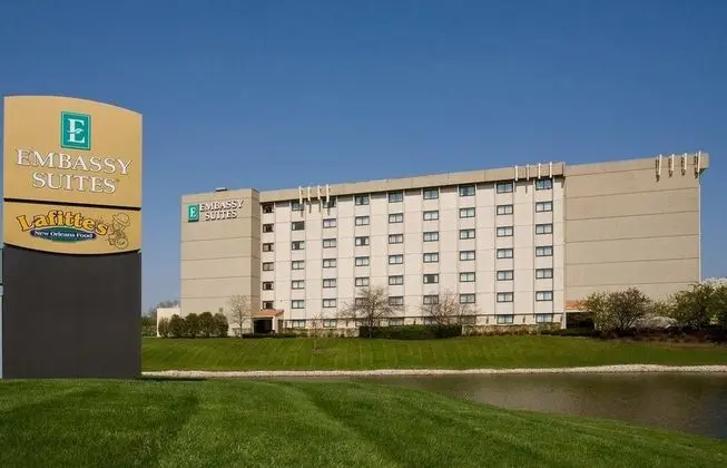 Embassy Suites Chicago- Schaumburg/ Woodfield