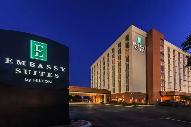 Embassy Suites Dallas Market Center