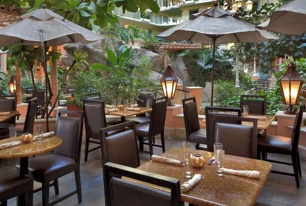 Embassy Suites Fort Lauderdale - Lobi