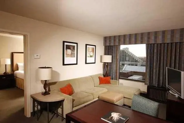 Embassy Suites Fort Worth - Downtown - Genel