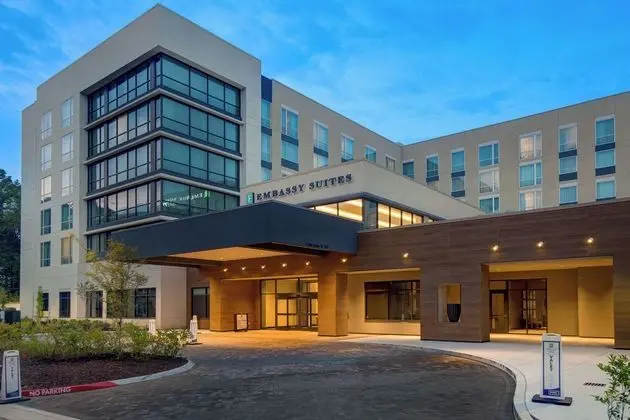 Embassy Suites By Hilton Alpharetta Halcyon - Dış Mekan