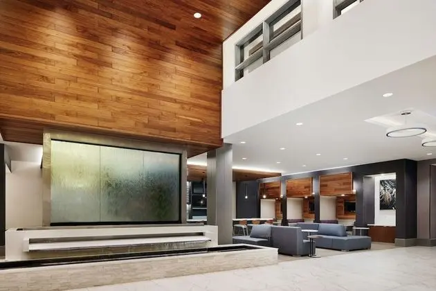 Embassy Suites by Hilton Atlanta Airport North - Lobi
