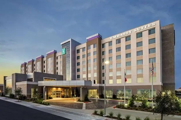 Embassy Suites by Hilton College Station, TX