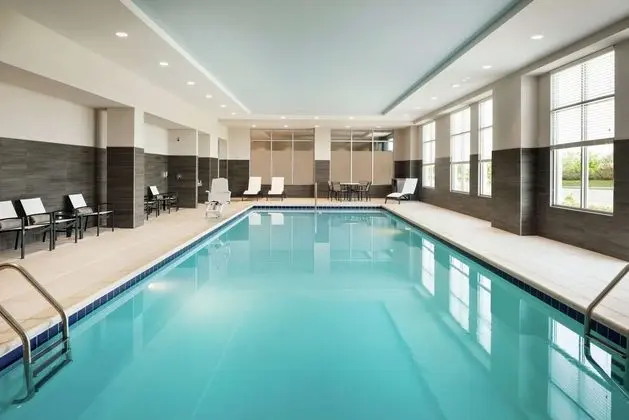 Embassy Suites by Hilton Indianapolis Noblesville, - Havuz