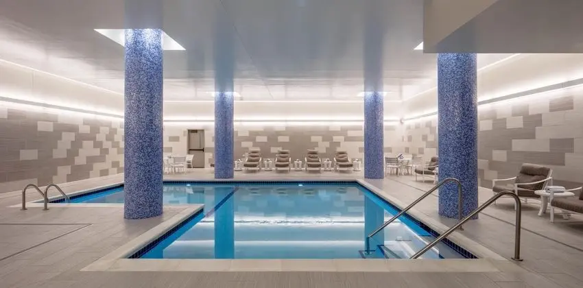 Embassy Suites by Hilton Minneapolis Downtown - Havuz
