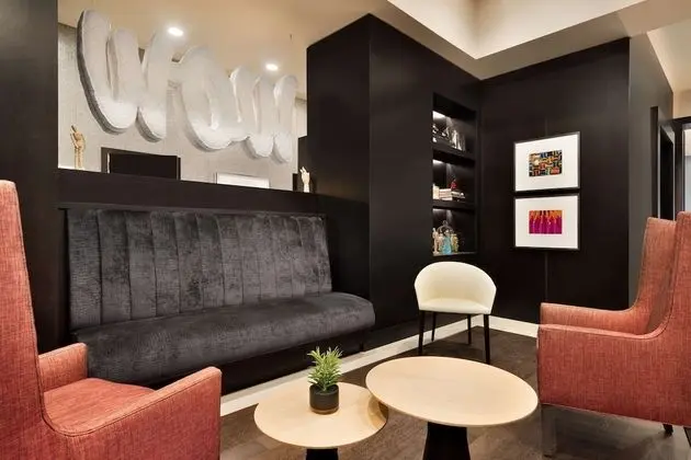 Embassy Suites by Hilton New York Manhattan Times Square - Lobi